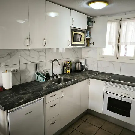 Americas Front Line * Playa de las Américas