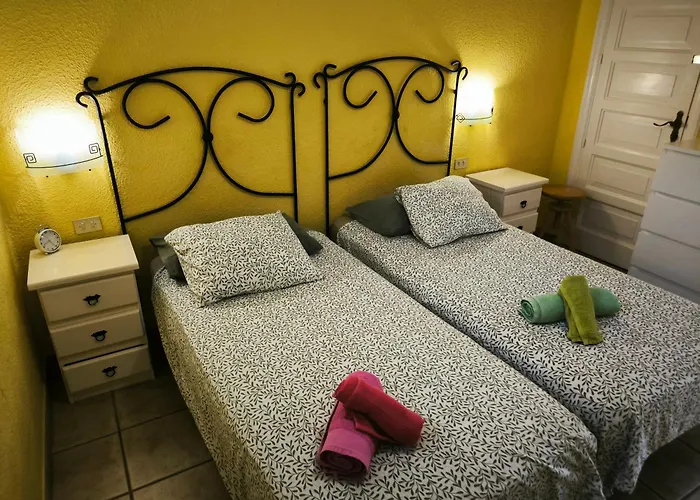 Americas Front Line * Playa de las Américas